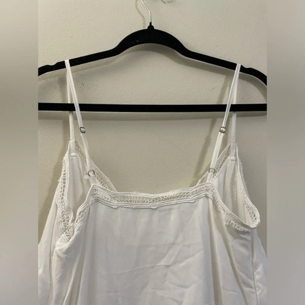 NWT Anthropologie V-Neck Lace Midi Dress in Black and White - XS - Picture 9 of 16